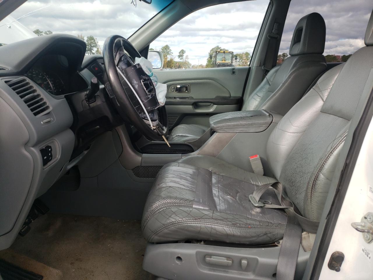 2004 Honda Pilot - Image 7
