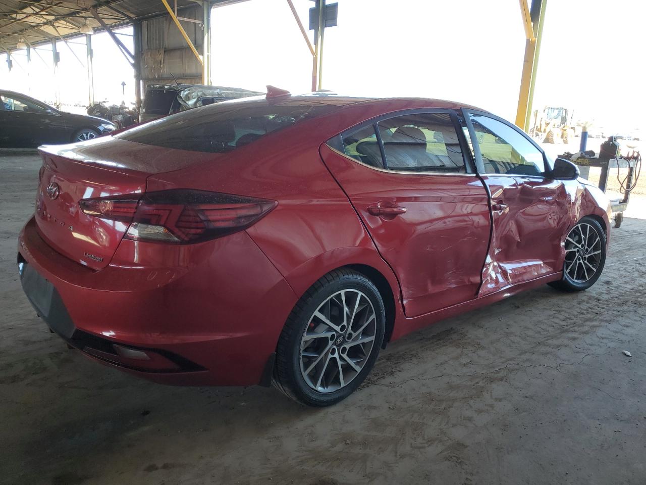 2020 Hyundai Elantra - Image 3