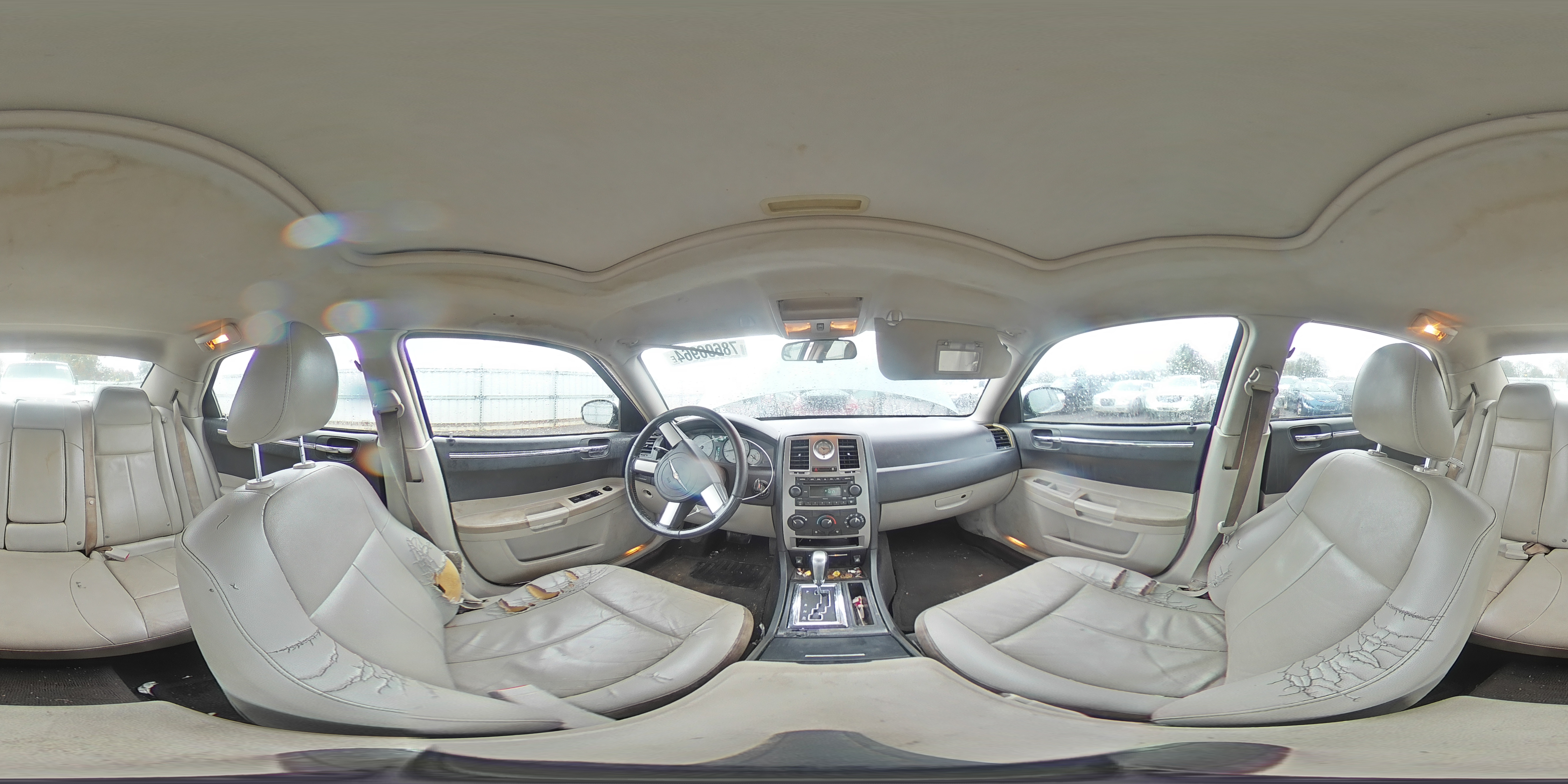 2007 Chrysler 300 - Image 13