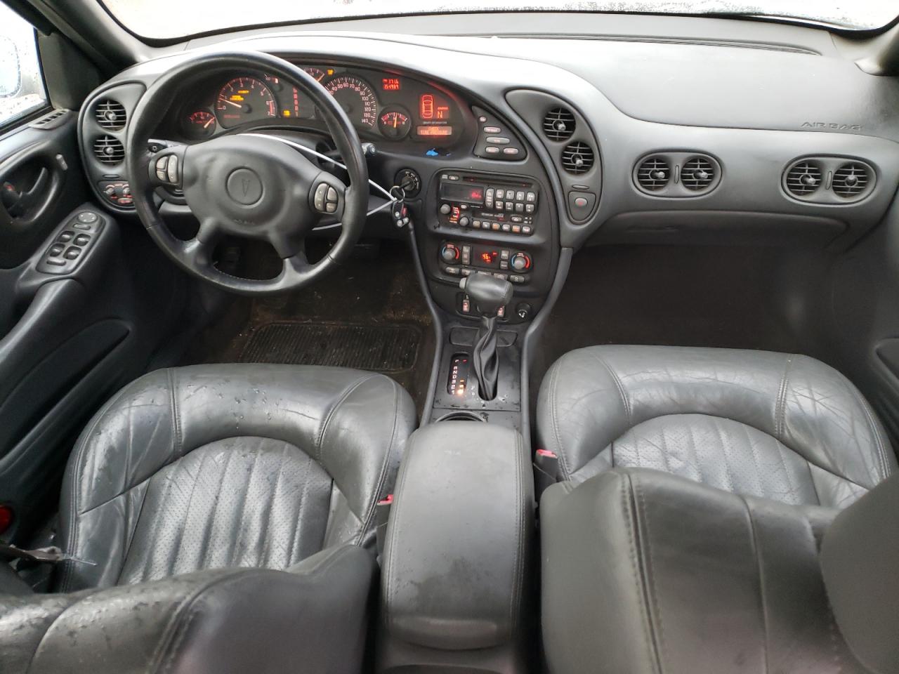 2002 Pontiac Bonneville - Image 8