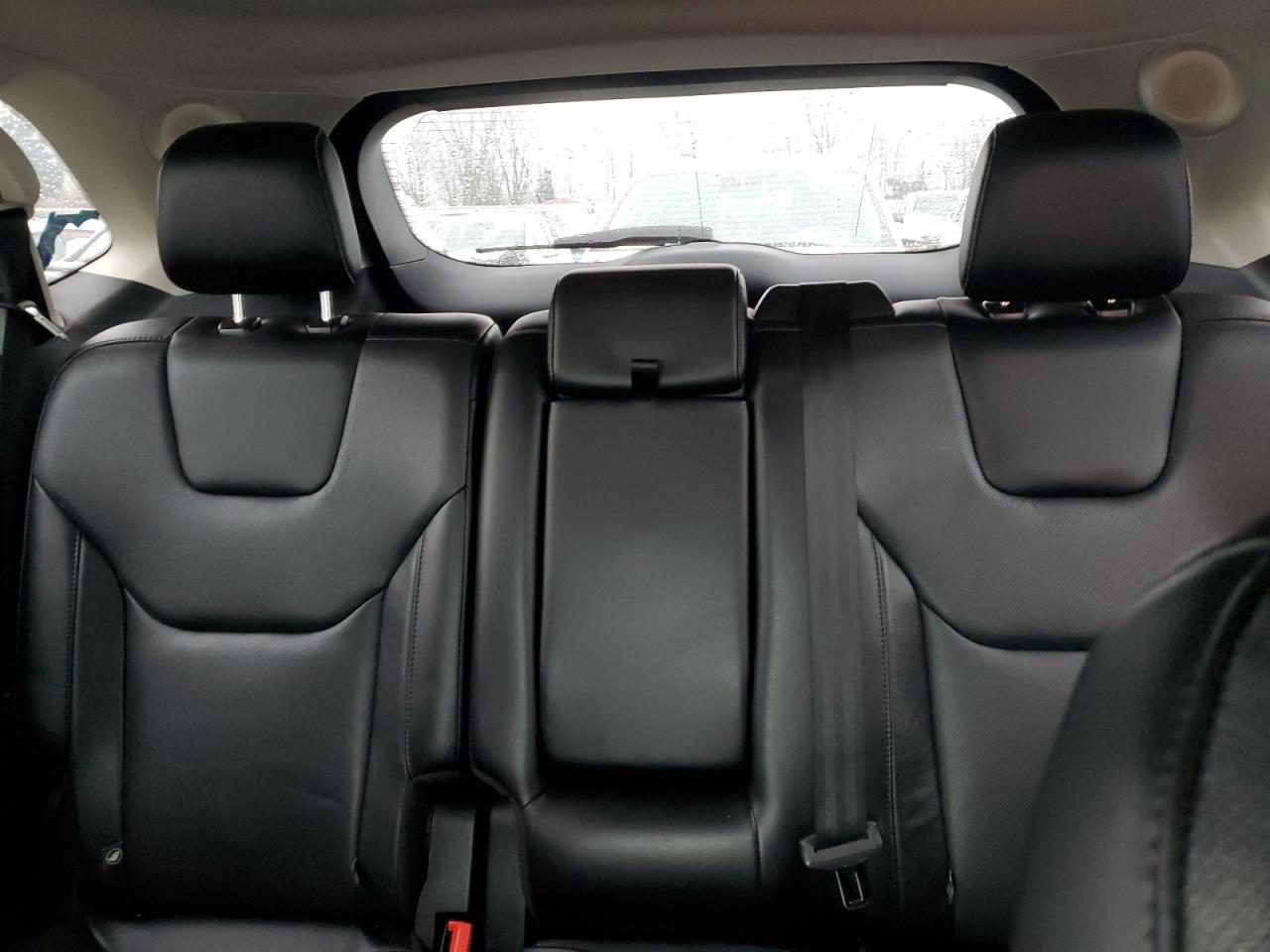2019 Ford Edge - Image 10