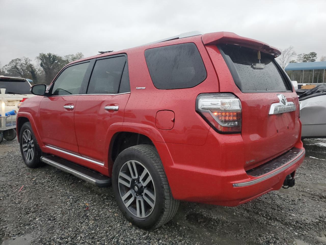 VIN JTEBU5JR8J5568360 2018 TOYOTA 4RUNNER no.2