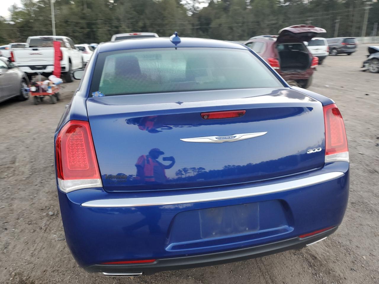 2019 Chrysler 300 Touring VIN: 2C3CCAAGXKH617012 Lot: 79023424