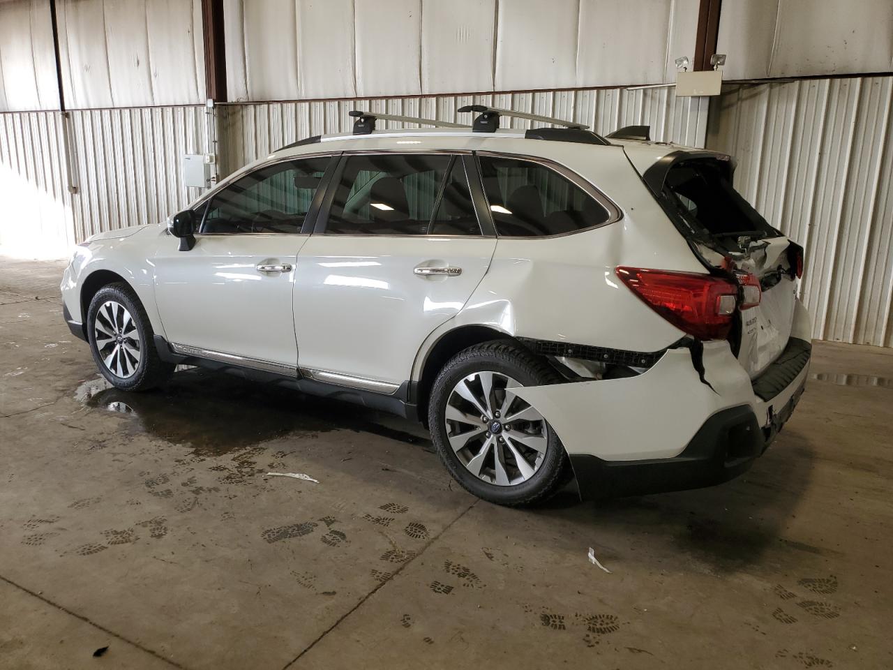 2019 Subaru Outback - Image 2