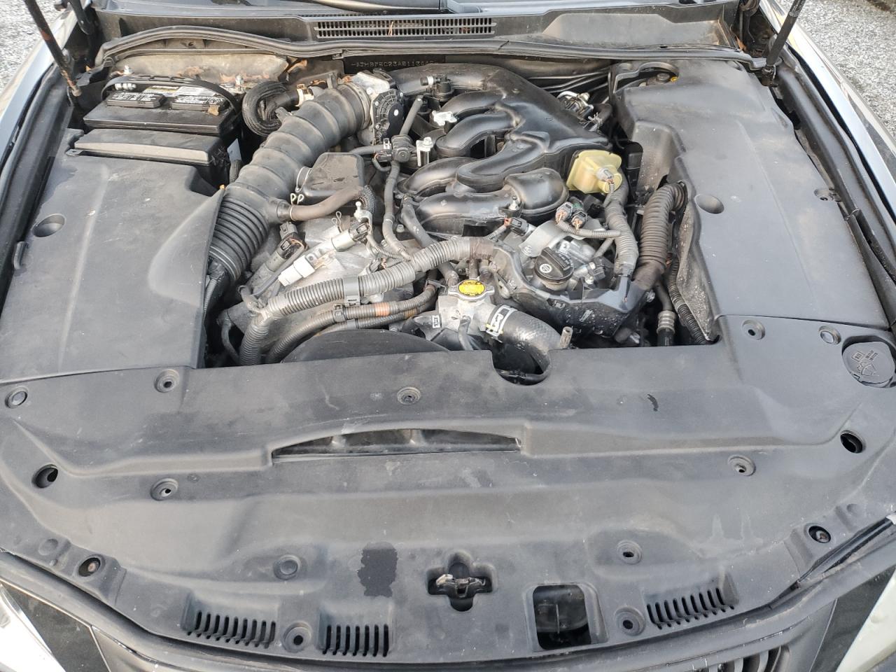 2010 Lexus IS - Image 11
