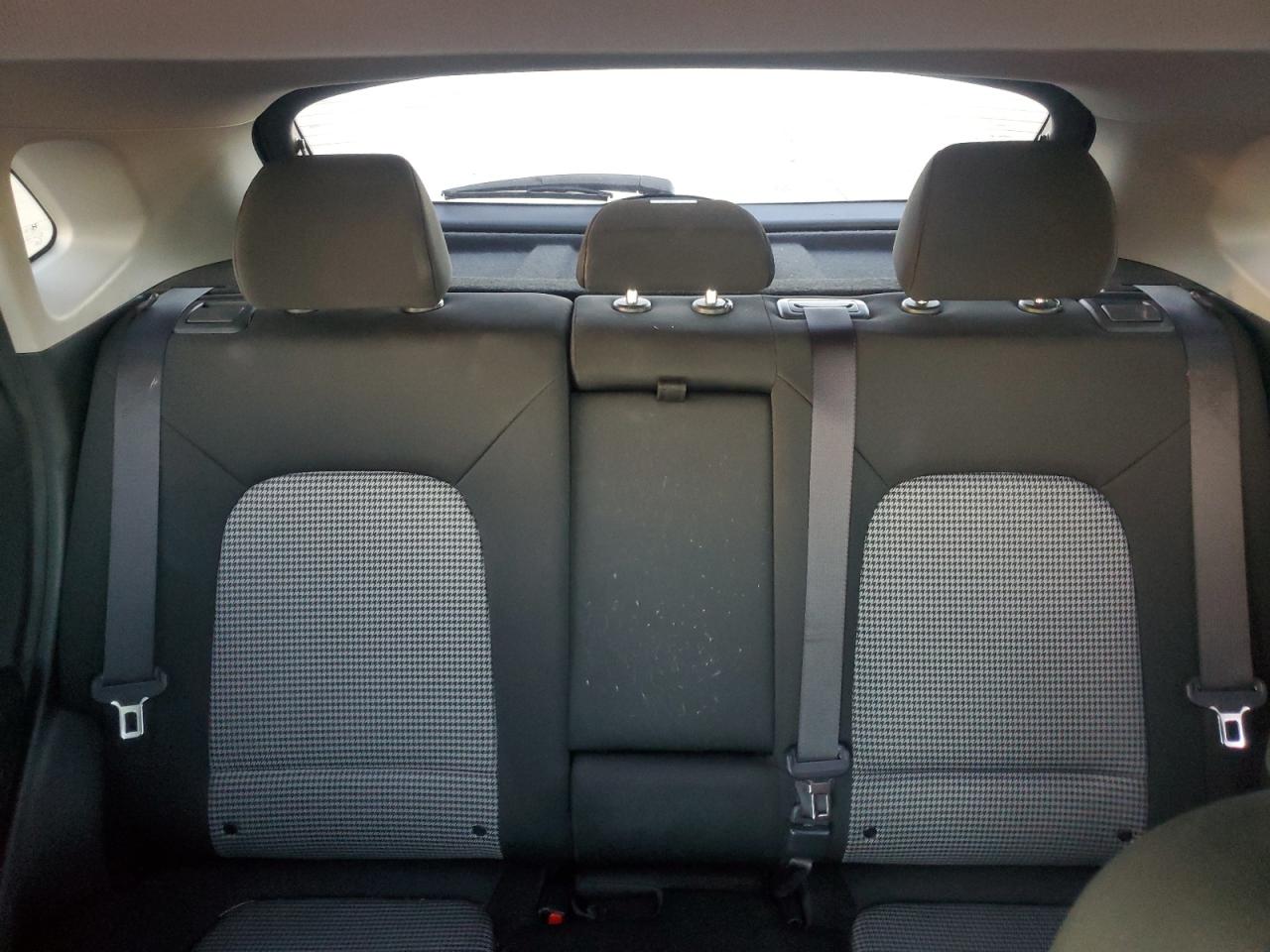 2018 Hyundai Kona - Image 10