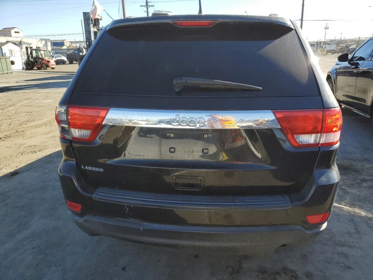 2011 Jeep Grand Cherokee Laredo VIN: 1J4RS4GG3BC503268 Lot: 79552374