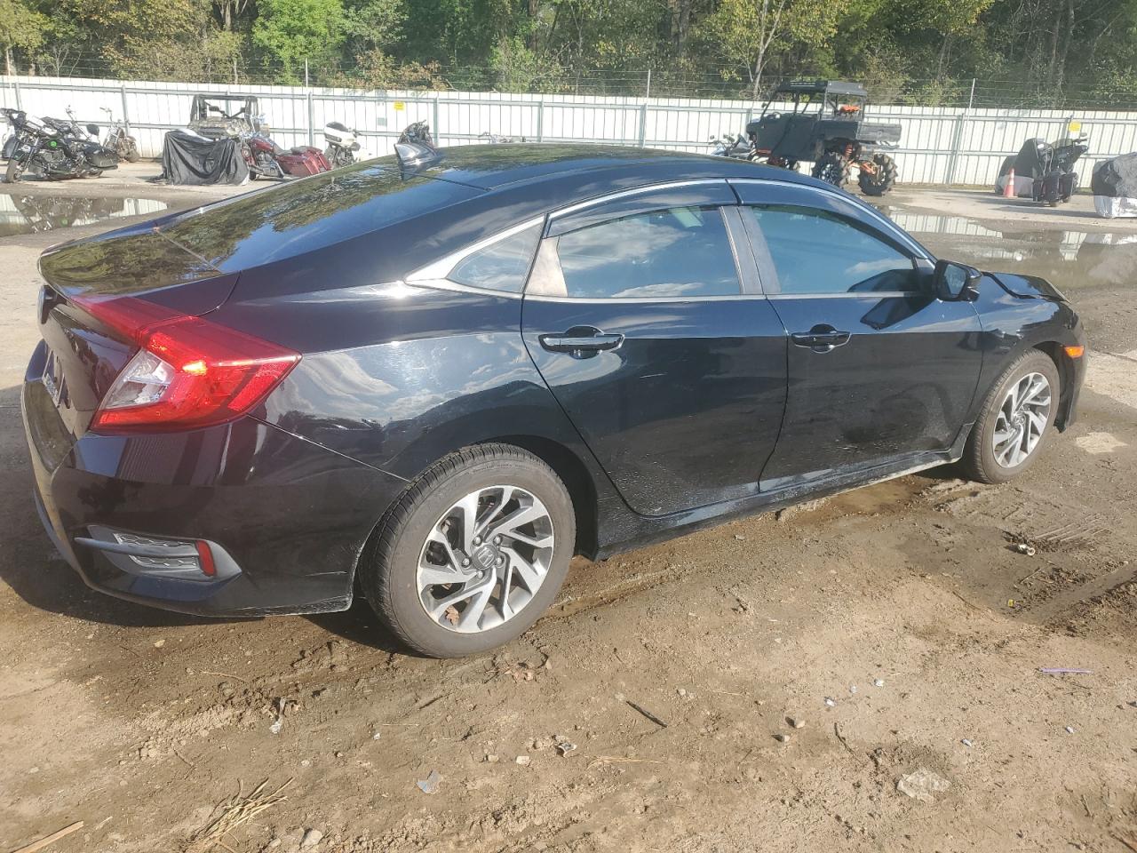 2017 Honda Civic - Image 3