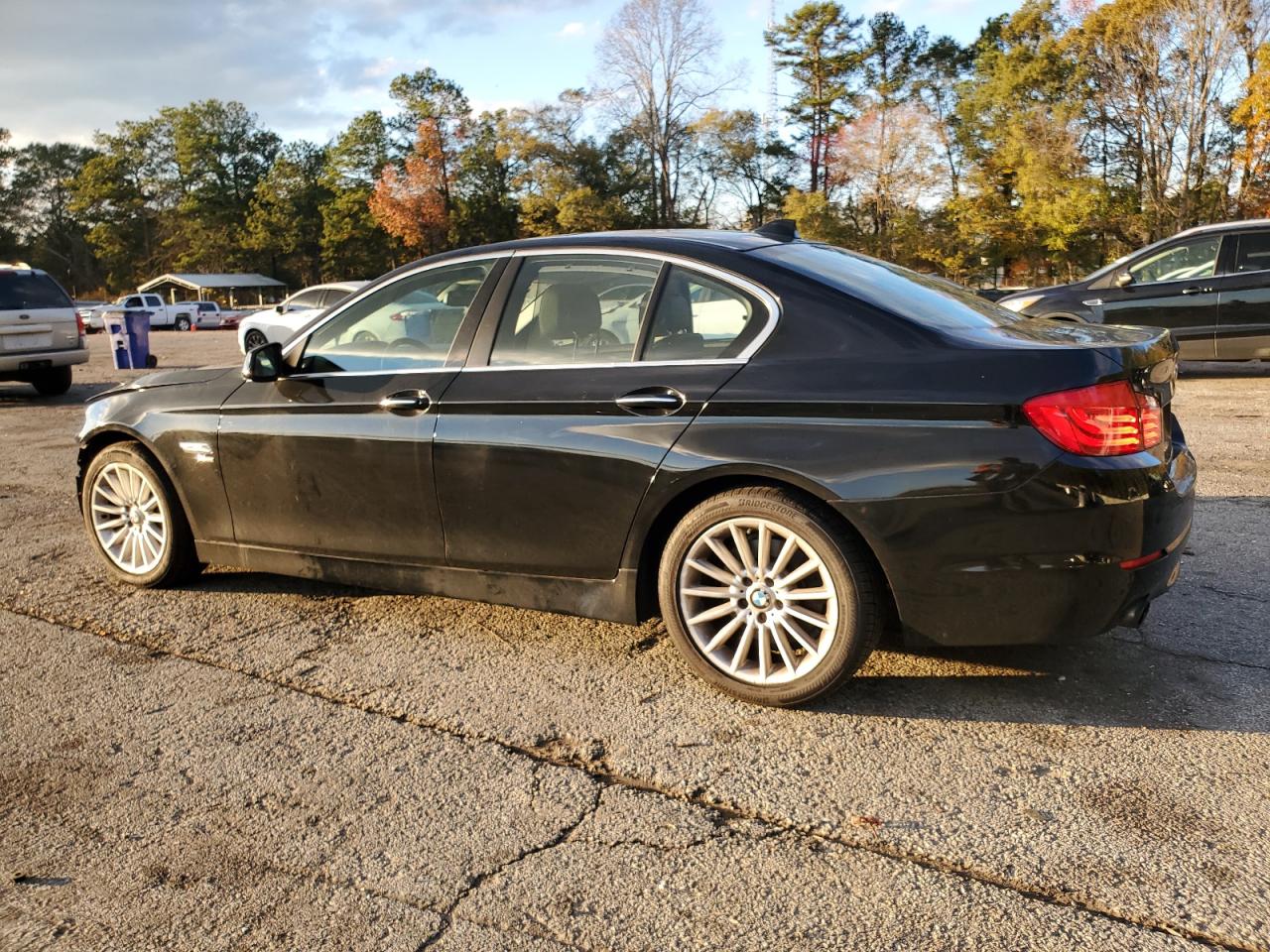 2011 BMW 5er - Image 2