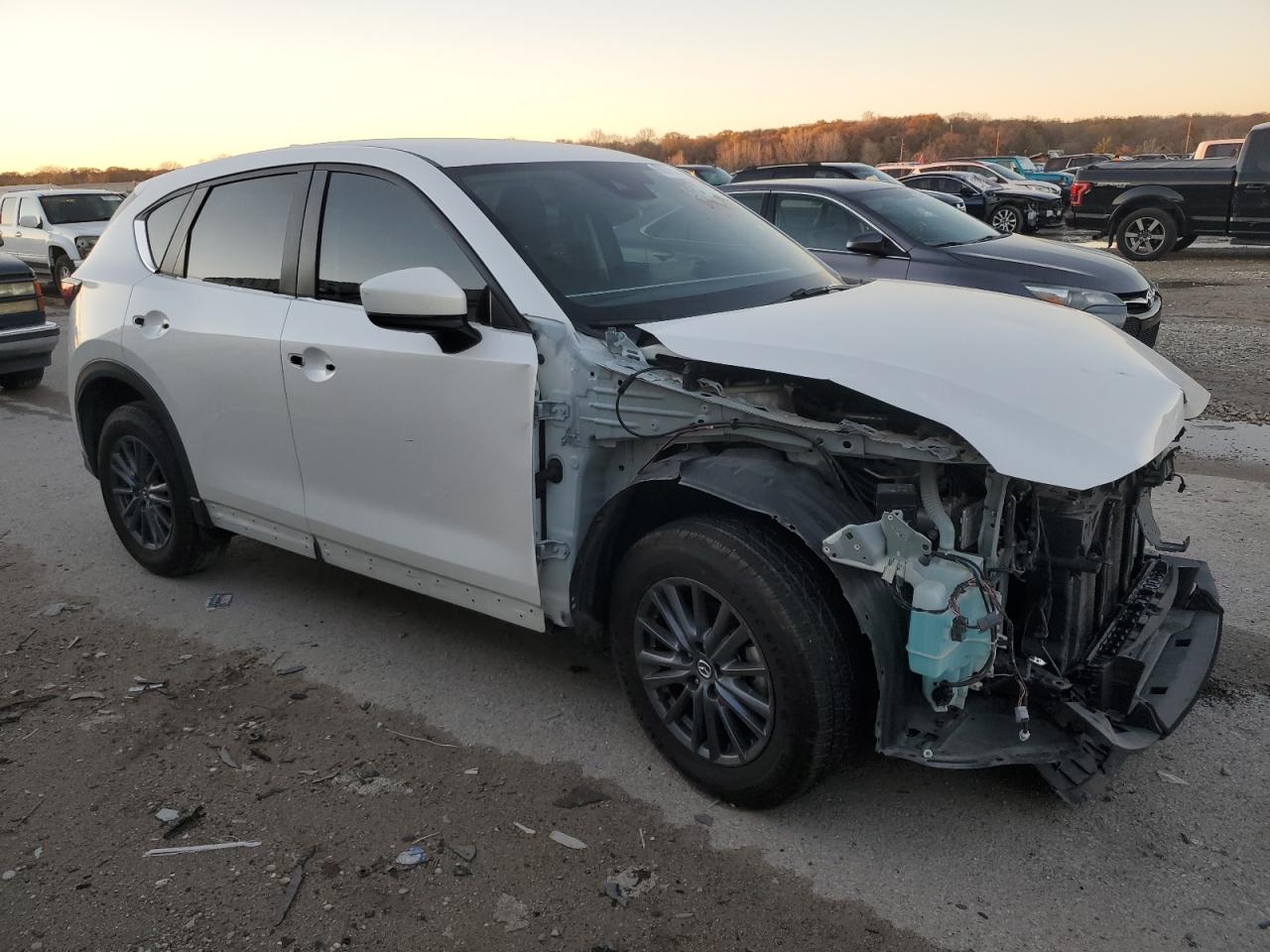2021 Mazda CX-5 - Image 4