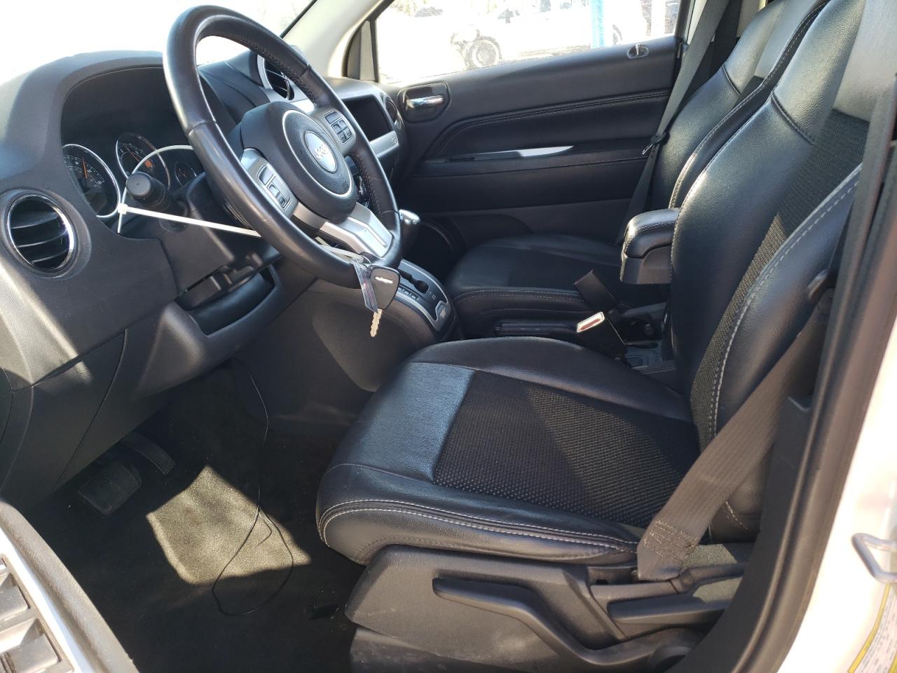 2016 Jeep Compass - Image 7