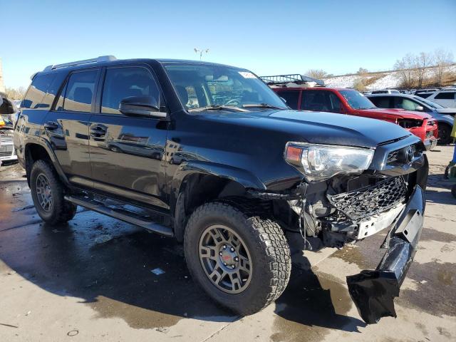  TOYOTA 4RUNNER 2016 Чорний