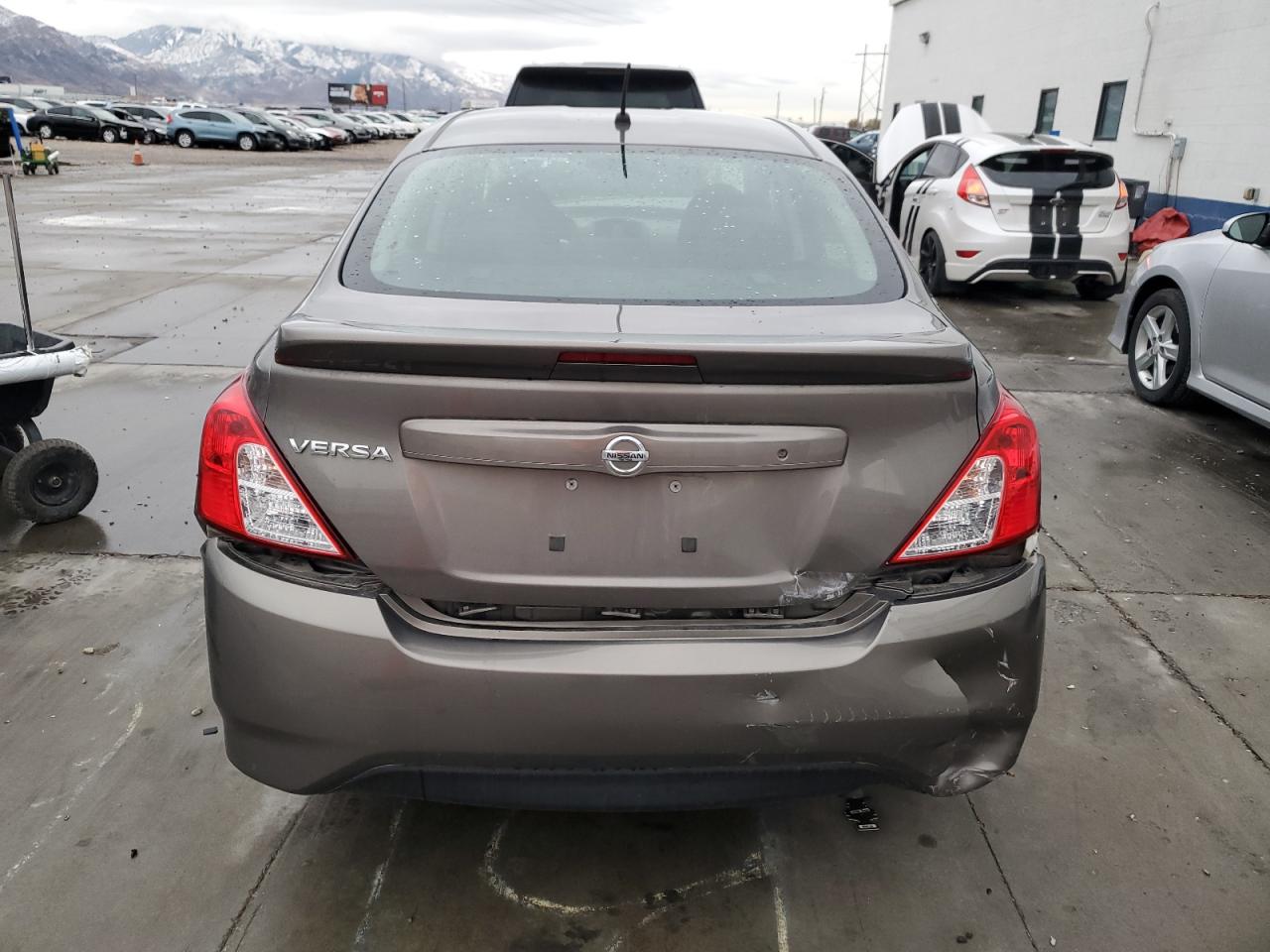 2017 Nissan Versa - Image 6