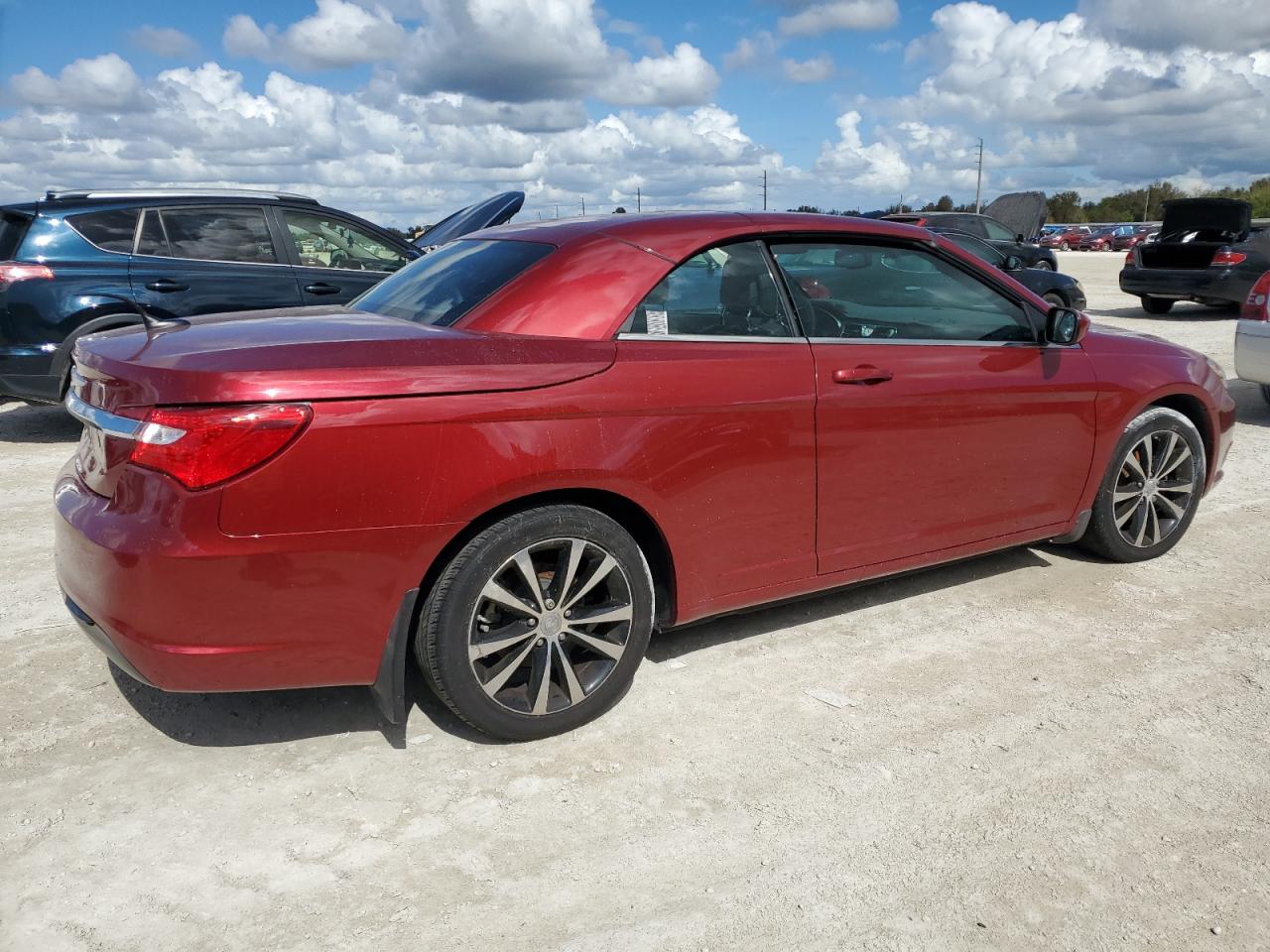 2012 Chrysler 200 S VIN: 1C3BCBGG8CN239127 Lot: 93095915