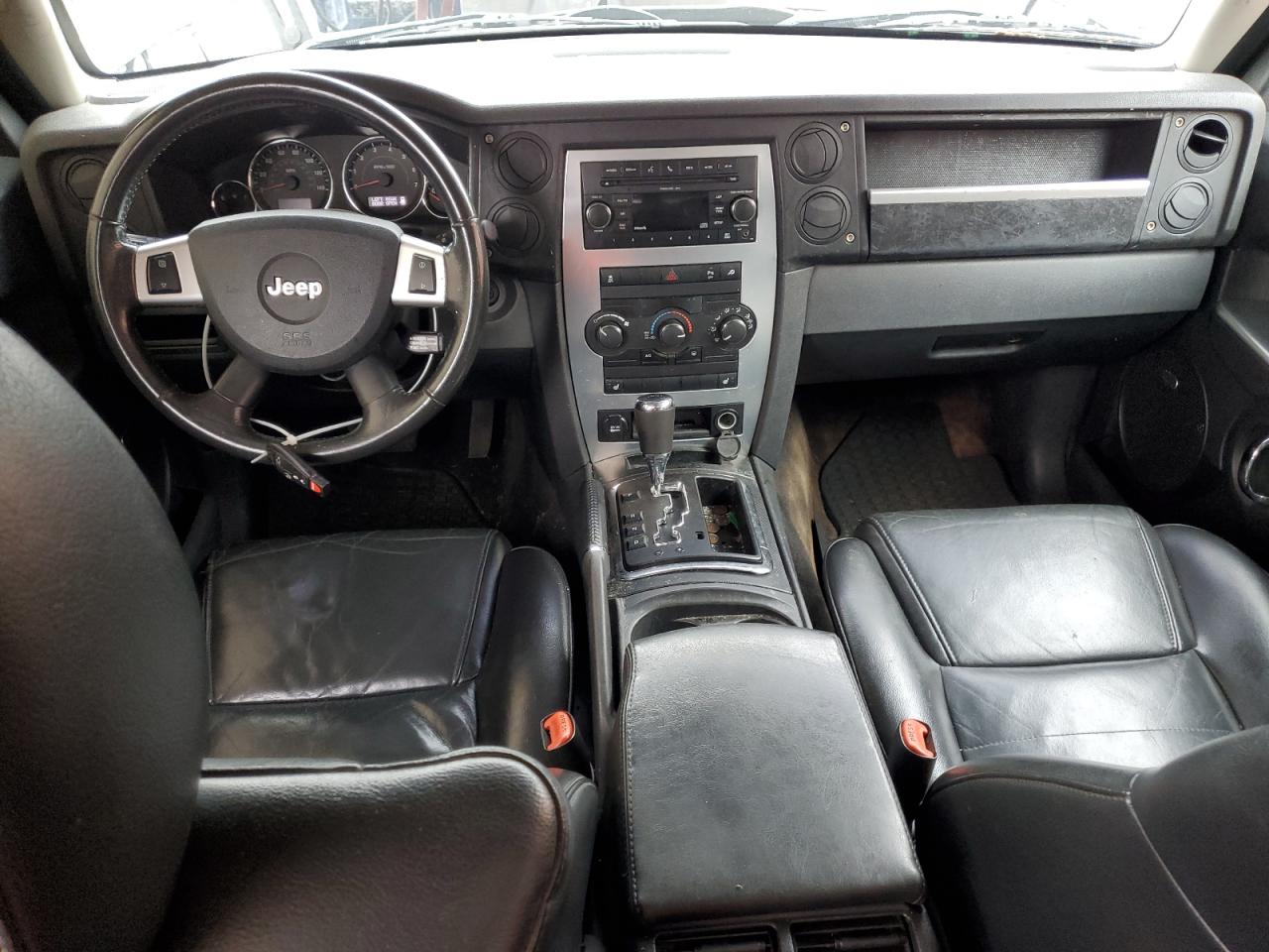 2010 Jeep Commander - Image 8
