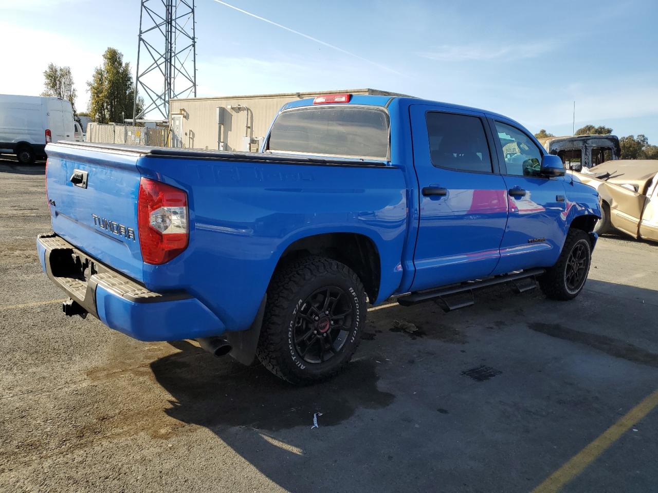 VIN 5TFDY5F10KX854648 2019 TOYOTA TUNDRA no.3