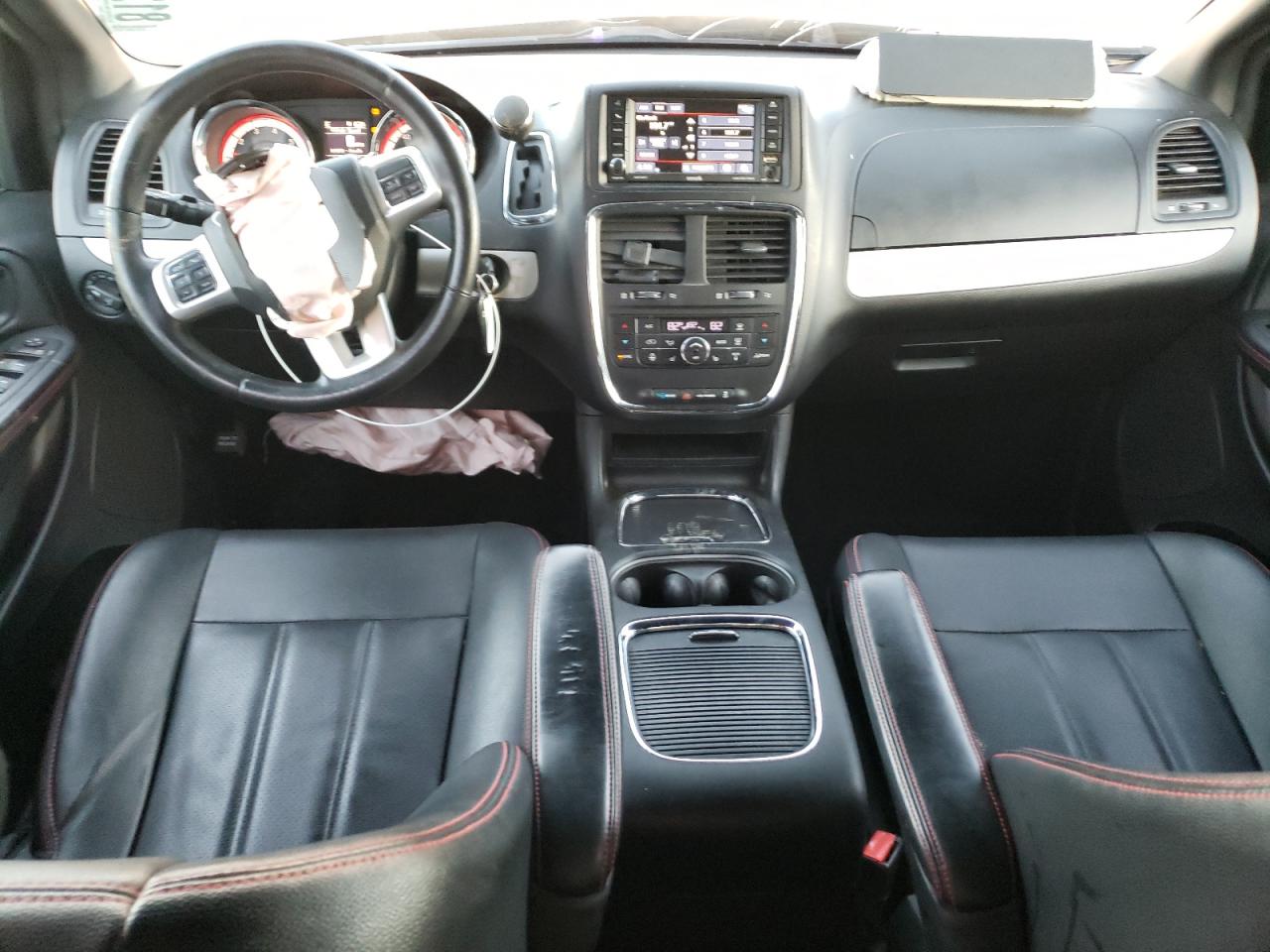 2017 Dodge Caravan - Image 8
