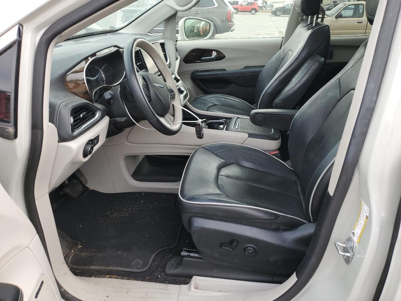 2021 Chrysler Pacifica - Image 7