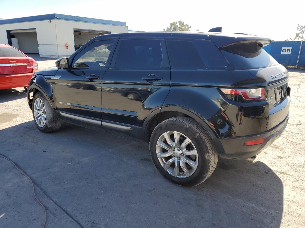 2018 Land Rover Range Rover - Image 2