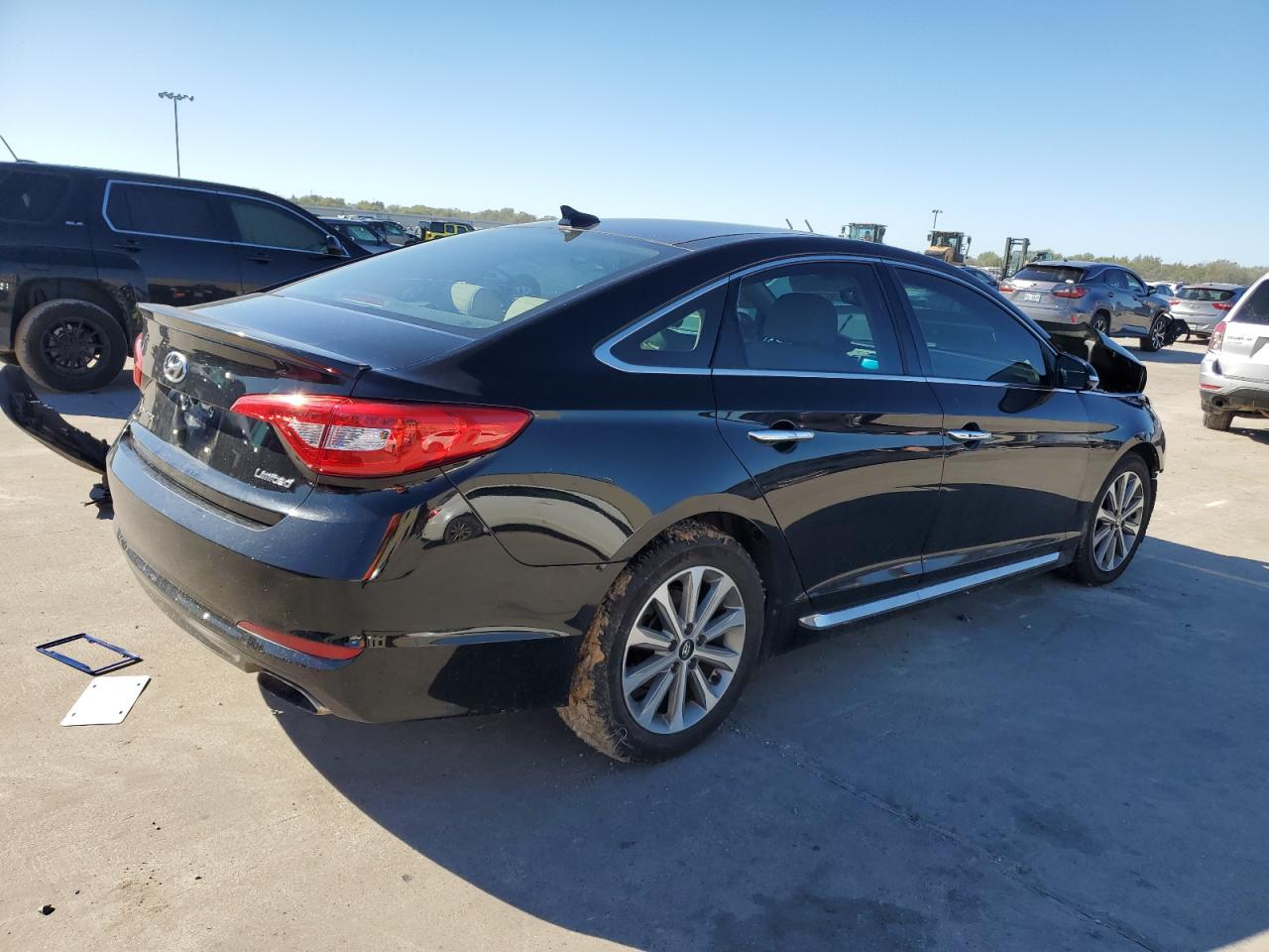 2016 Hyundai Sonata - Image 3