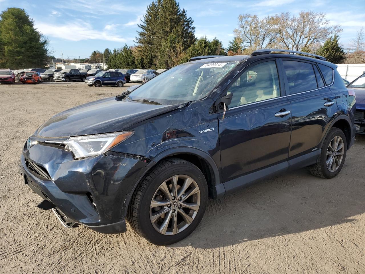 VIN JTMDJREV7HD114668 2017 TOYOTA RAV4 no.1