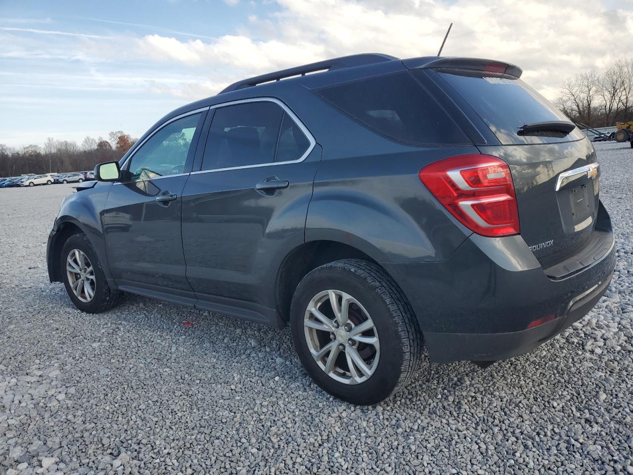 2017 Chevrolet Equinox - Image 2