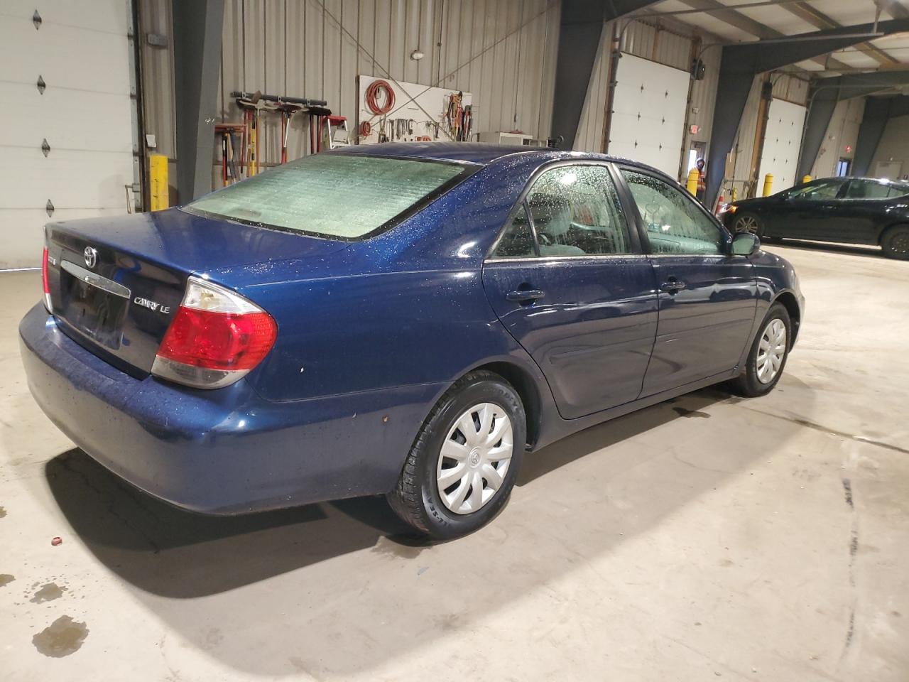 2005 Toyota Camry Le VIN: 4T1BE32K35U433527 Lot: 81907164