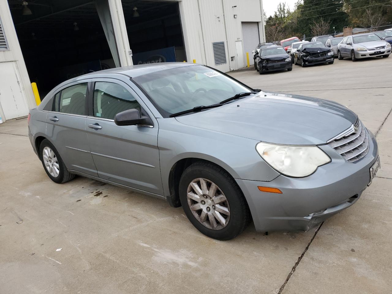 2009 Chrysler Sebring - Image 4
