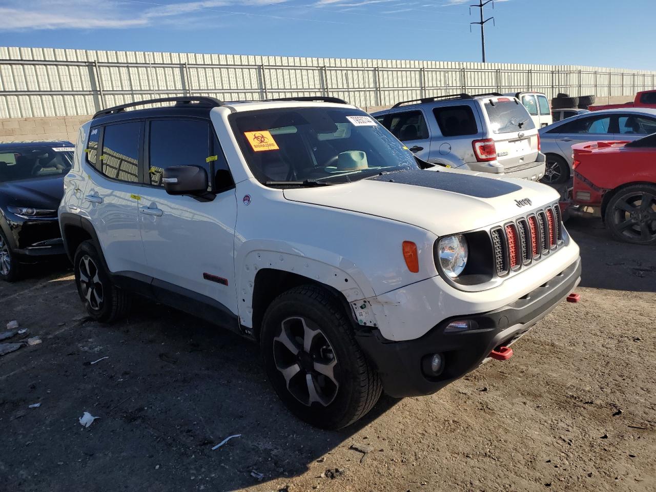 VIN ZACNJBC12LPL33413 2020 JEEP RENEGADE no.4