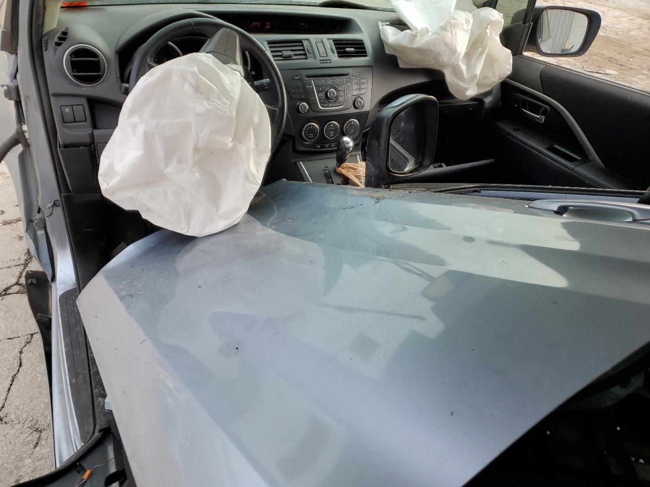 2012 Mazda 5 - Image 8