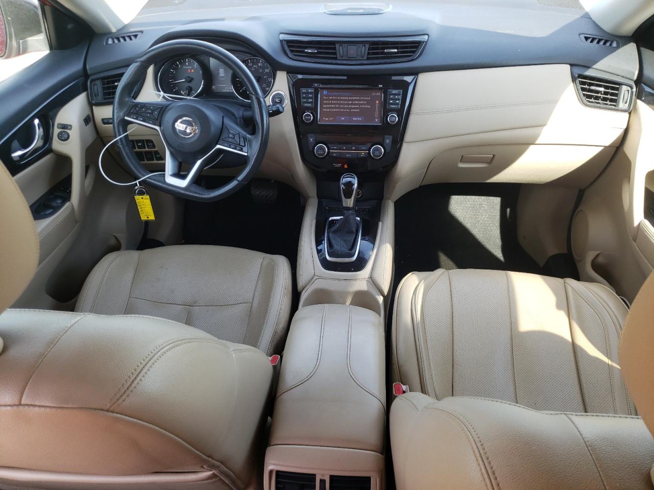 2017 Nissan Rogue - Image 8