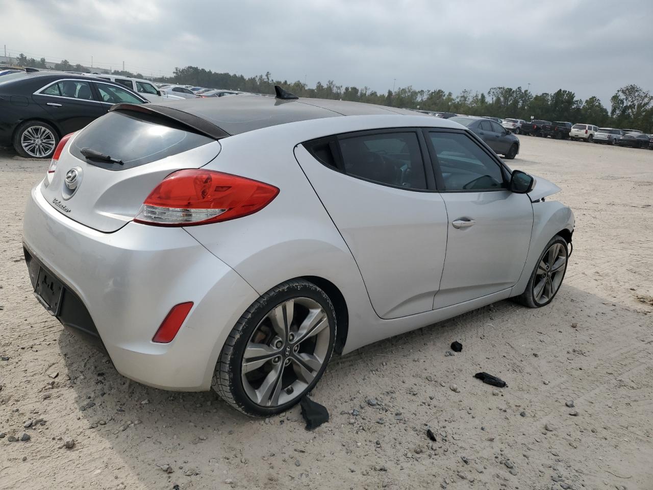 VIN KMHTC6AD7GU296982 2016 HYUNDAI VELOSTER no.3