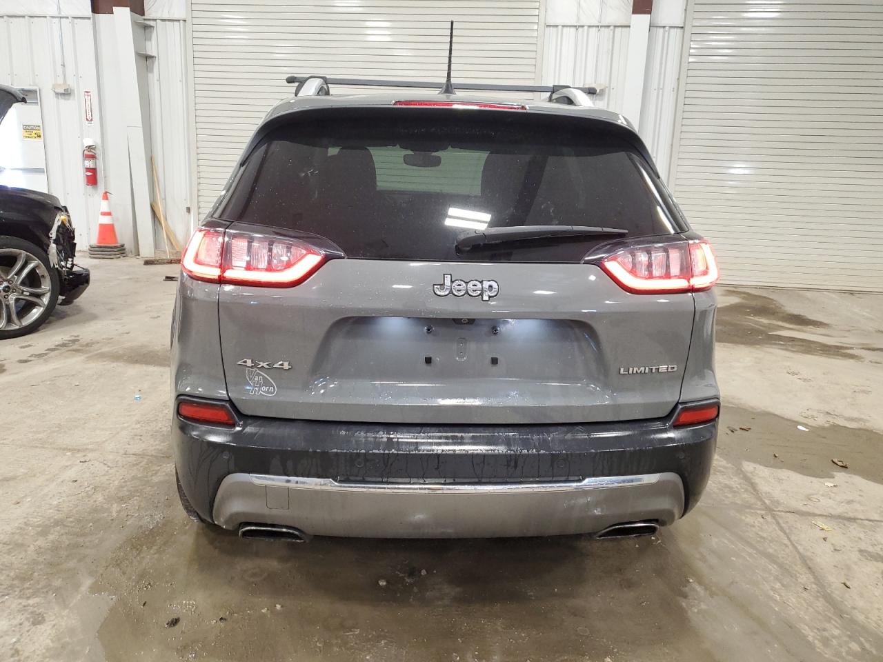 2019 Jeep Grand Cherokee - Image 6