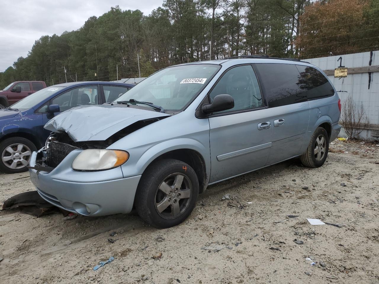 2006 Dodge Caravan - Image 1