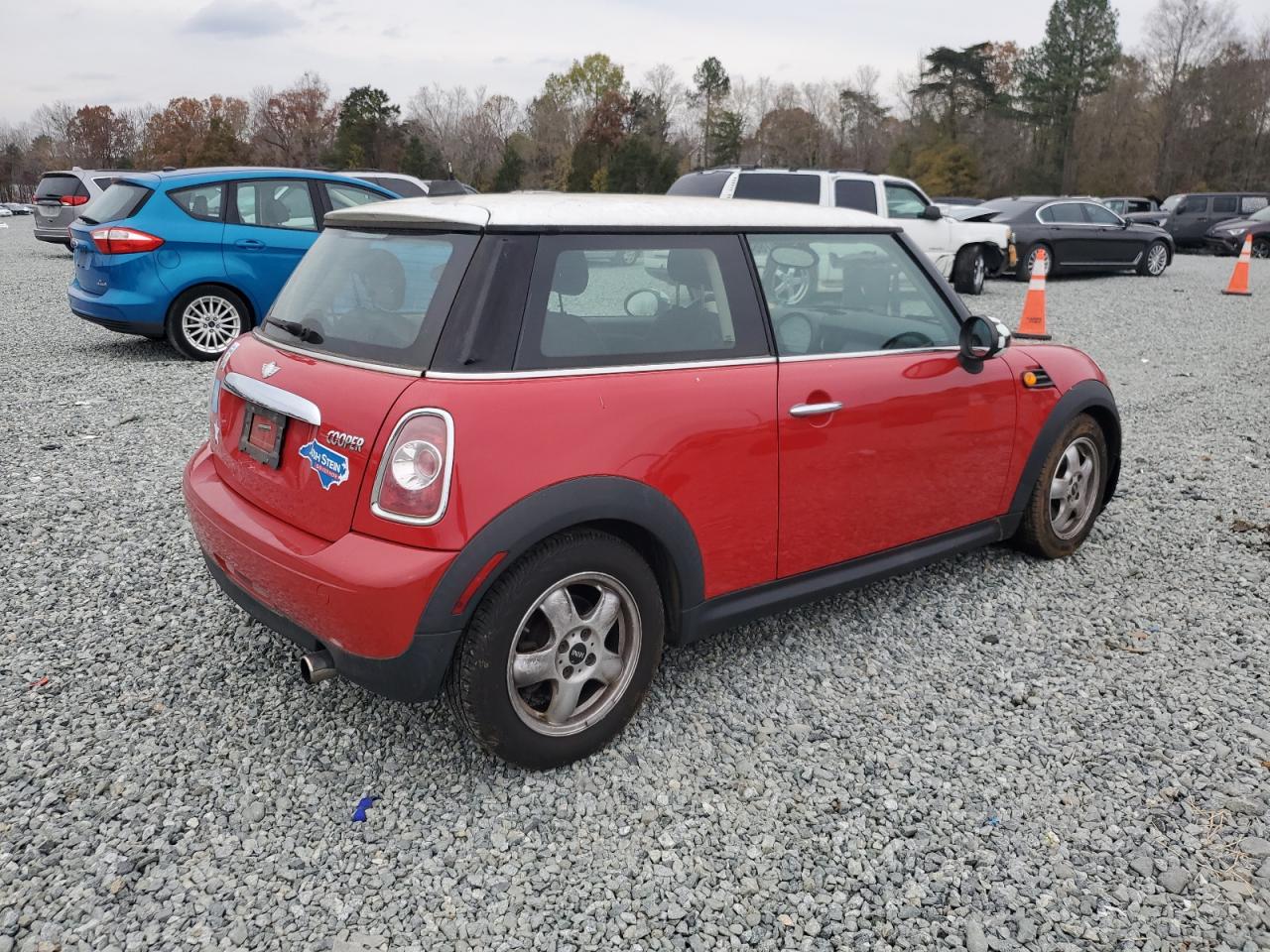 2011 MINI Cooper - Image 3