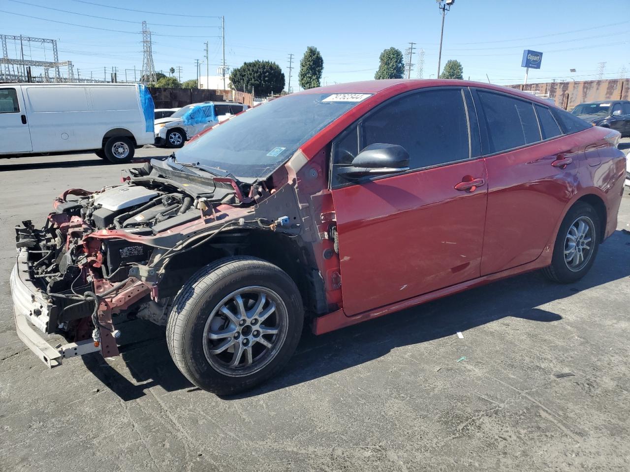 VIN JTDKARFU0J3063118 2018 TOYOTA PRIUS no.1