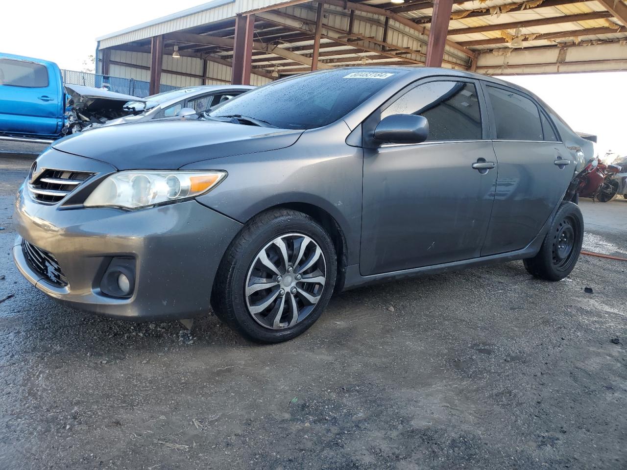 VIN 5YFBU4EE4DP165988 2013 TOYOTA COROLLA no.1