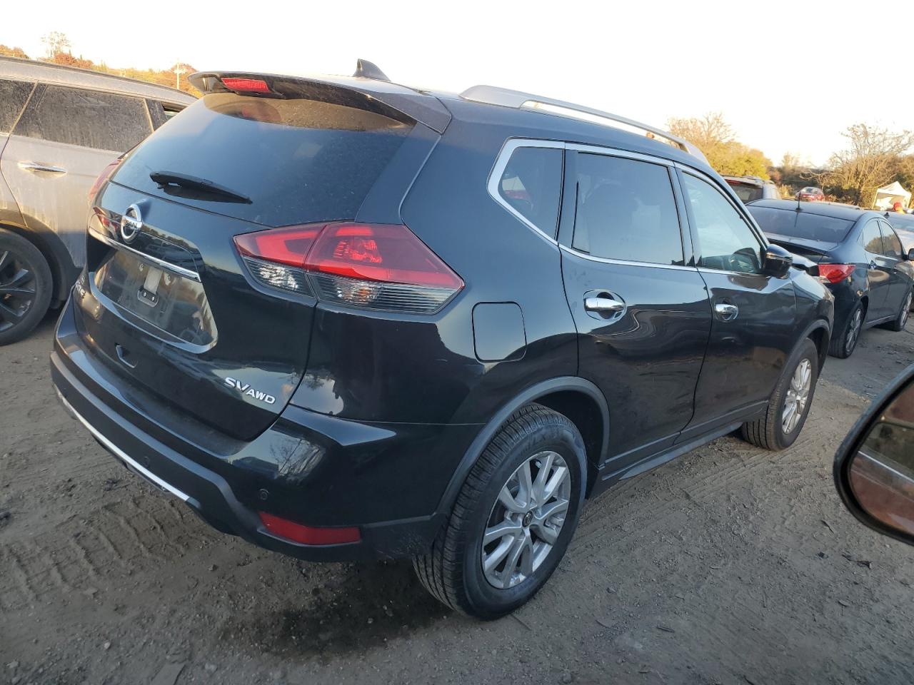 2020 Nissan Rogue - Image 3