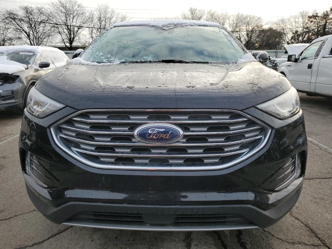 2022 Ford Edge - Image 5