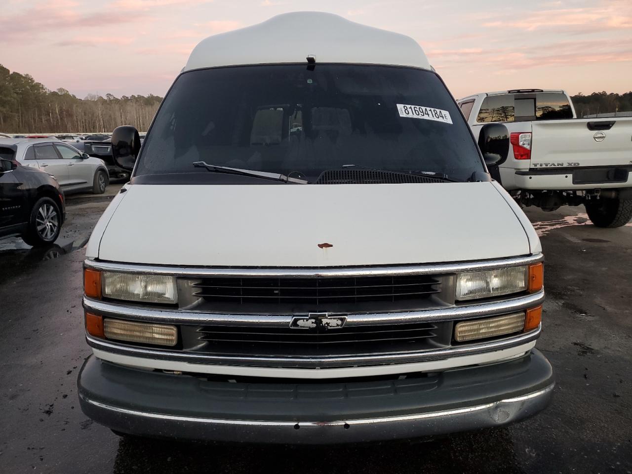 1999 Chevrolet Express - Image 5