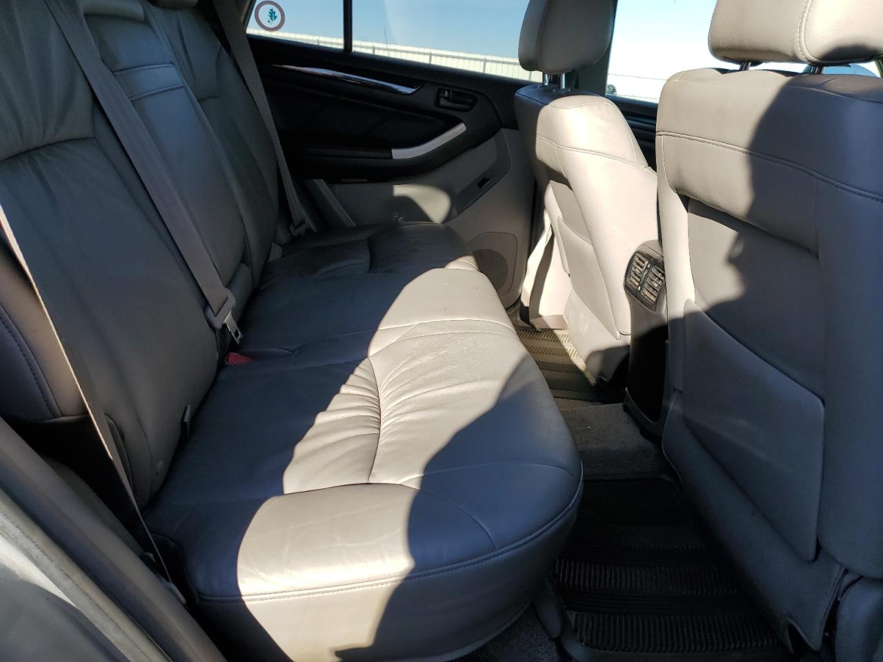 2007 Toyota 4Runner - Image 11