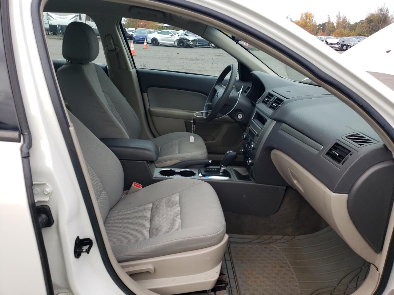 2012 Ford Fusion - Image 7
