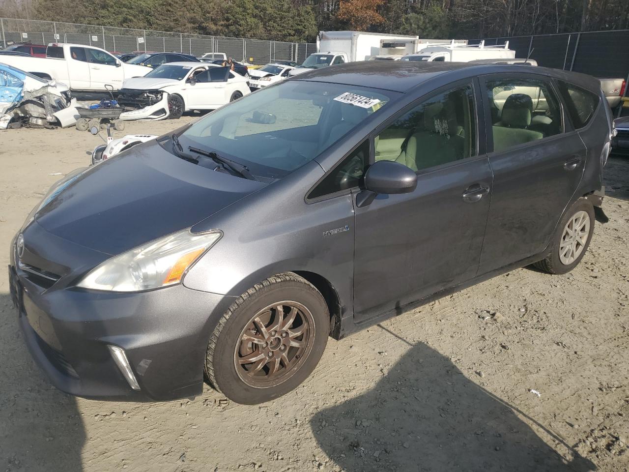 VIN JTDZN3EU3E3335734 2014 TOYOTA PRIUS no.1