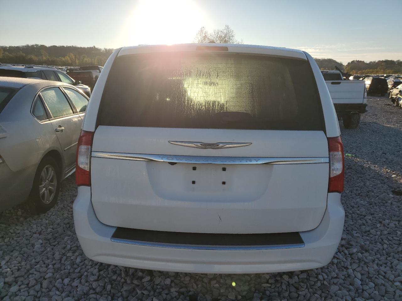 2015 Chrysler Town & Country Touring VIN: 2C4RC1BG7FR520547 Lot: 79097434