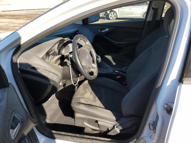 Hatchbacks FORD FOCUS 2016 White