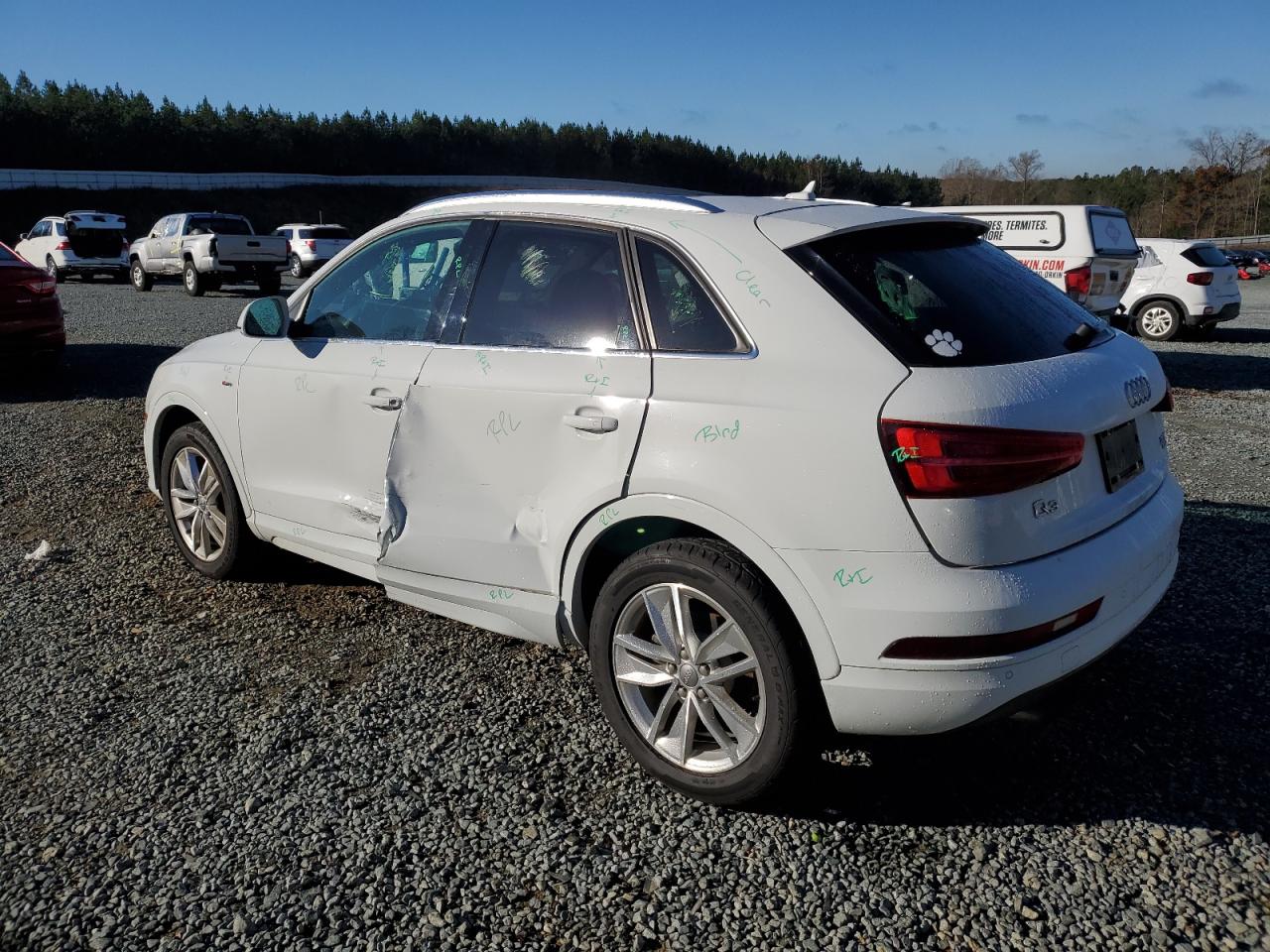 VIN WA1JCCFSXJR010810 2018 AUDI Q3 no.2