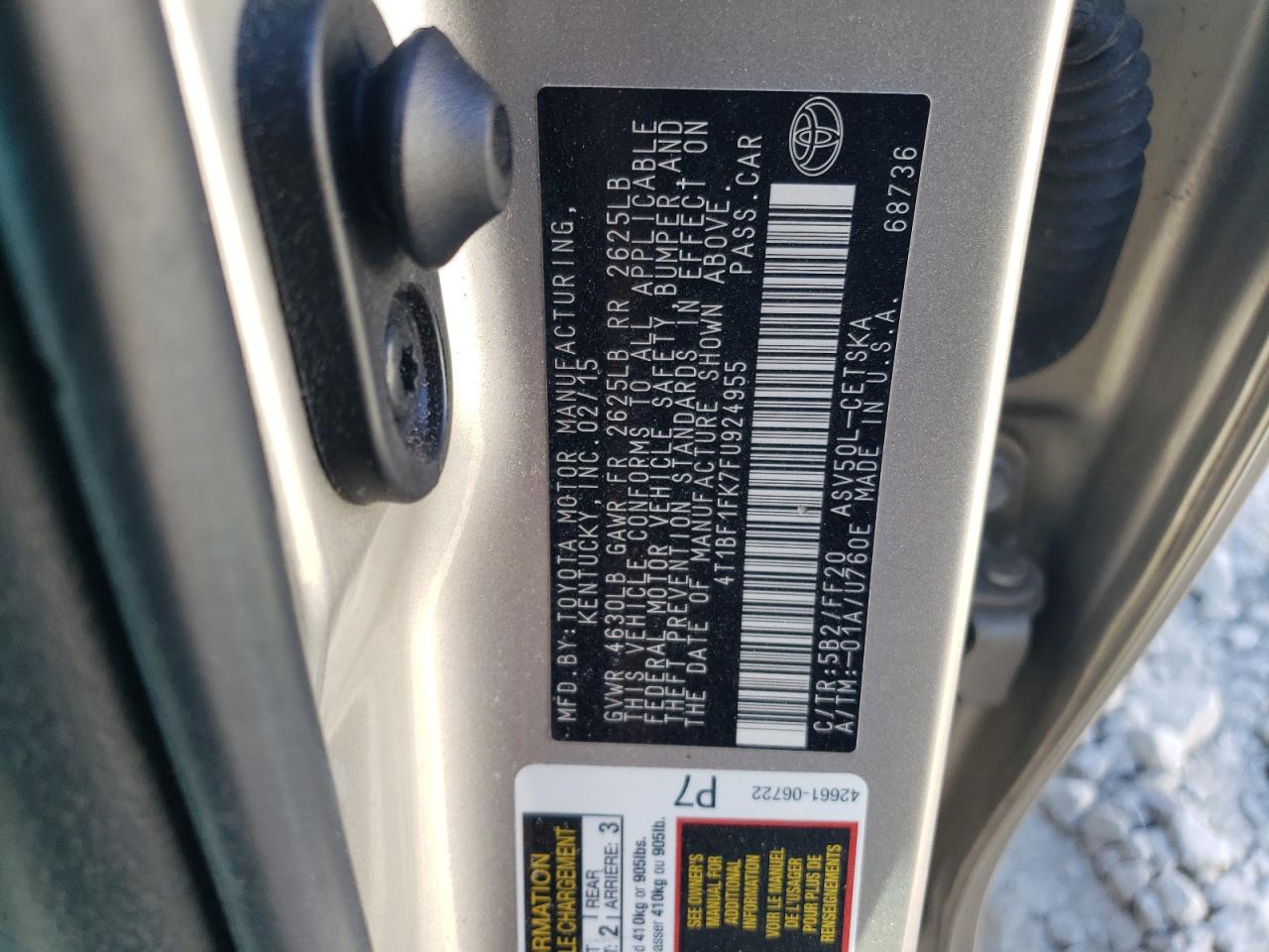2015 Toyota Camry - Image 12