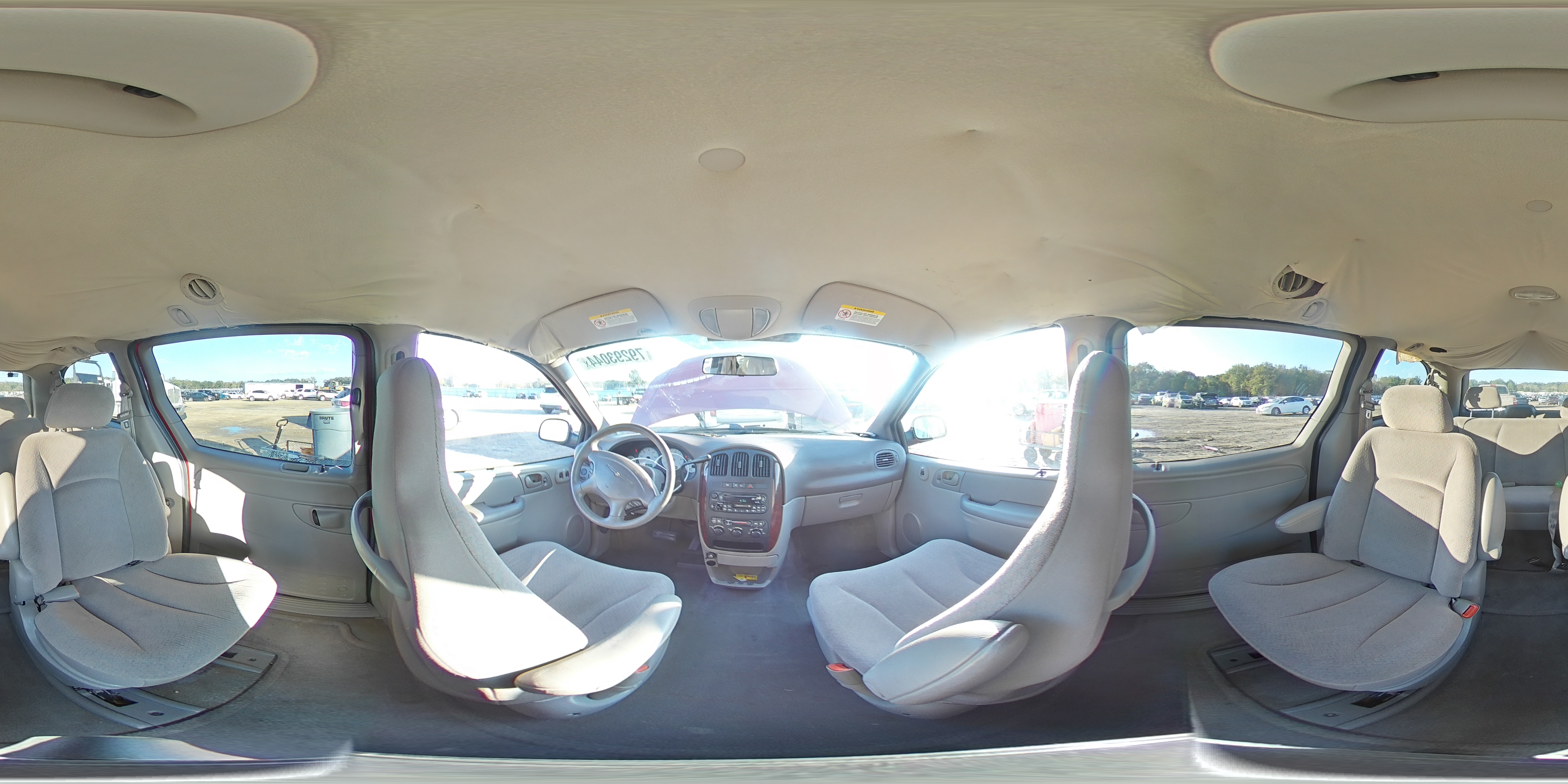 2003 Chrysler Town & Country VIN: 2C4GP24R73R362514 Lot: 79293044