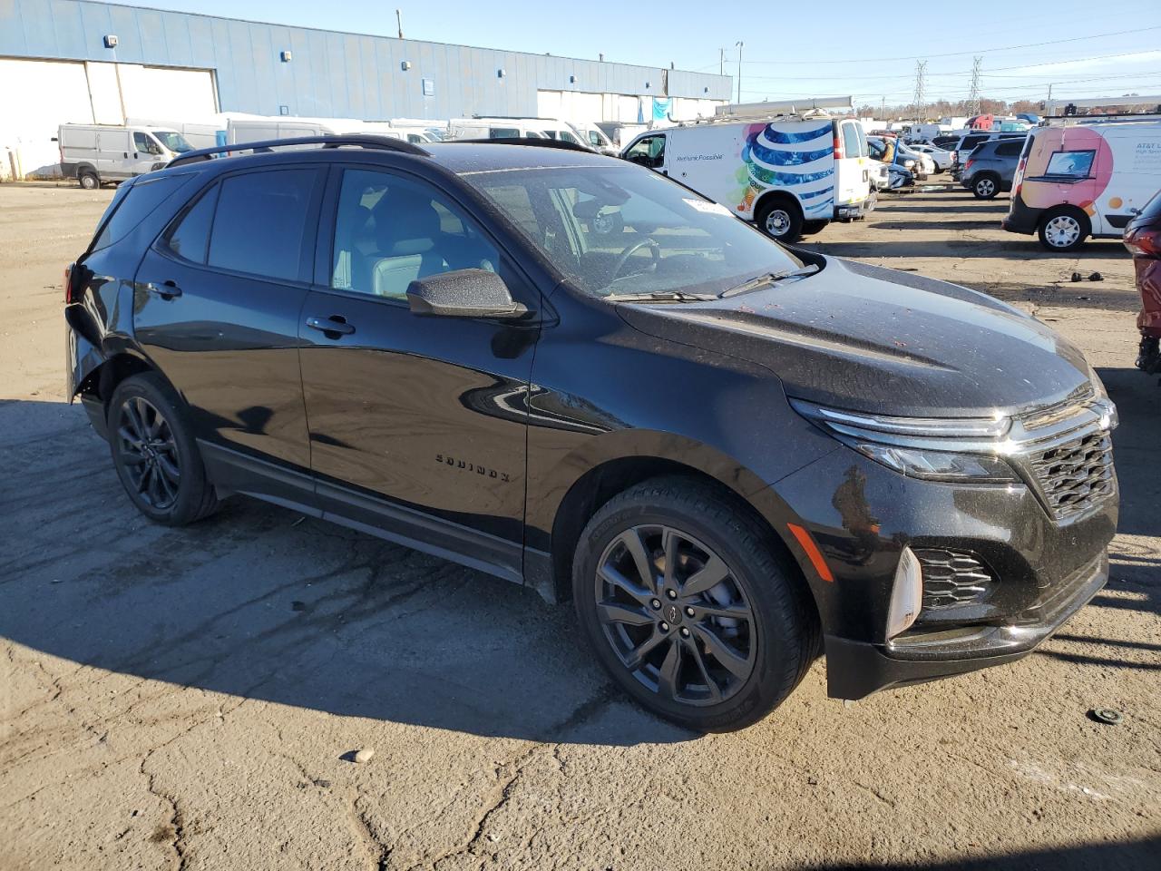2022 Chevrolet Equinox - Image 4