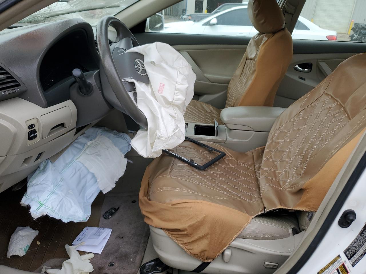 2010 Toyota Camry - Image 7